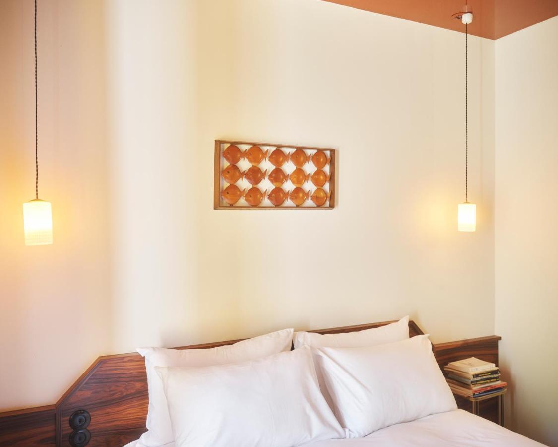 Hotel Present - Entree Autonome, Reception En Ligne - Encore Mieux アルル エクステリア 写真